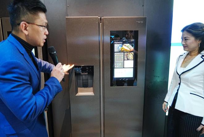 CES2025引领智能家居新潮流j9国际站海信大屏冰箱780闪耀(图5)
